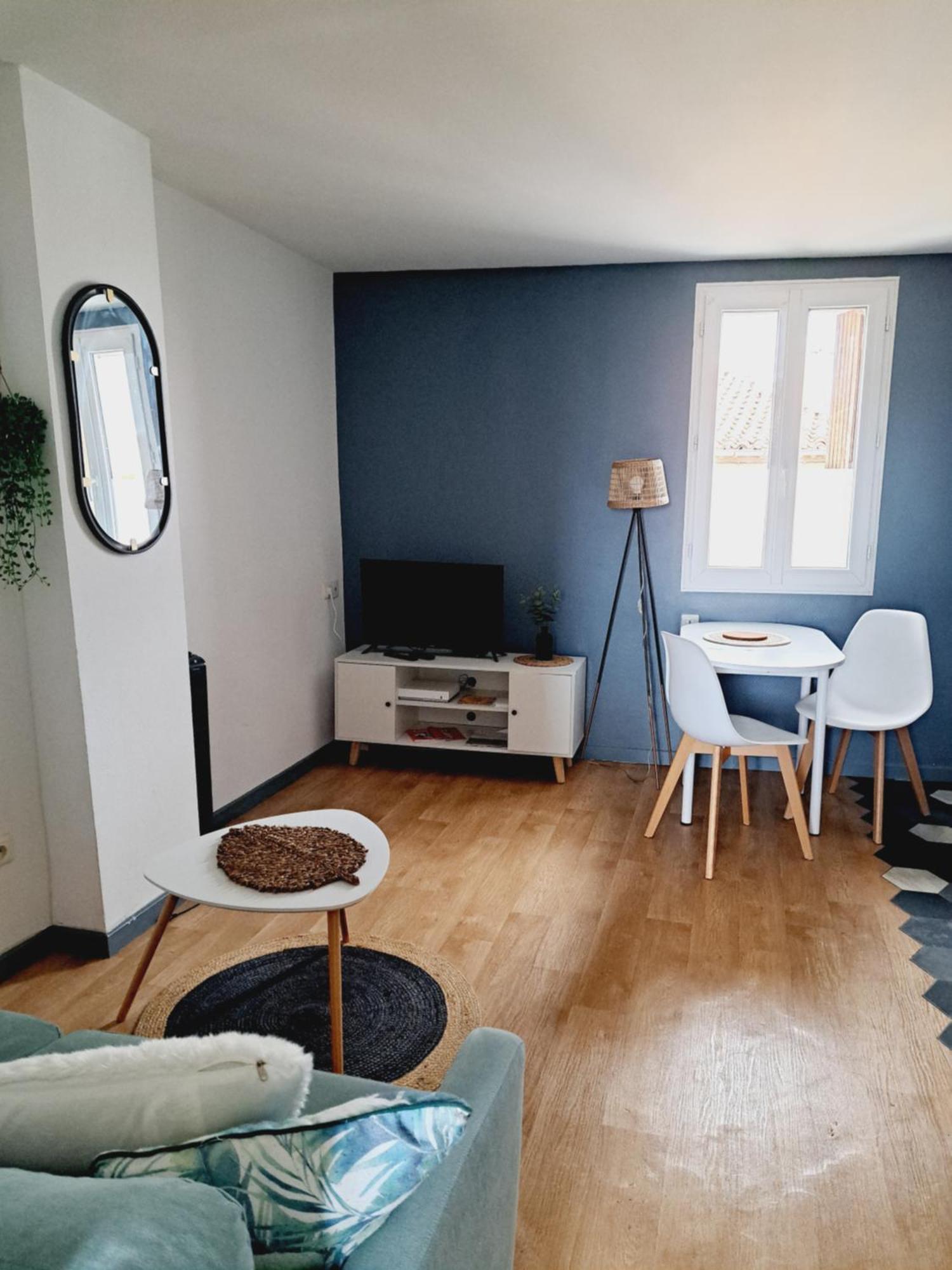 Appartement Cosy Proche Gare Narbonne Buitenkant foto